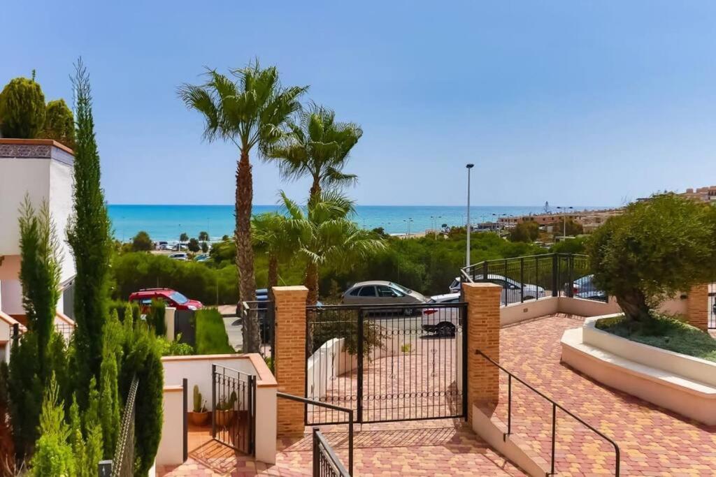 Azul Beach By La Mata Beach Torrevieja Eksteriør billede
